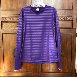 Nike Pro Fleece-Lined Dry-Fit Athletic Top, Size M